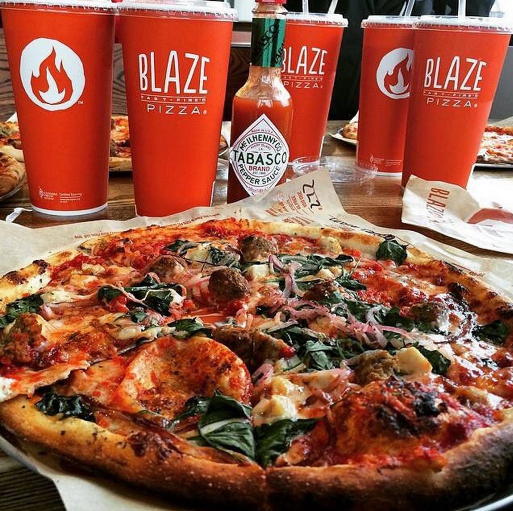 New Restaurant: Blaze Pizza Opens in SF & Free Pizza!